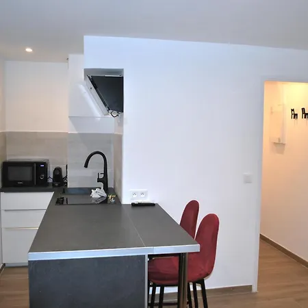 Santa Lucia - Appt Confort Clim & Loggia 2 Mn * Saint-Raphael (Var)