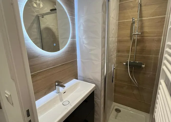 Apartment Santa Lucia - Appt Confort Clim & Loggia 2 Mn