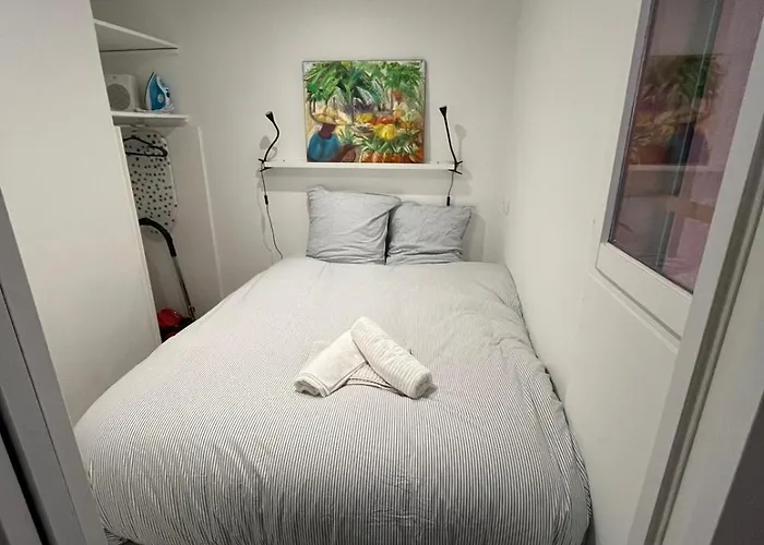 Apartment Santa Lucia - Appt Confort Clim & Loggia 2 Mn Saint-Raphael (Var)