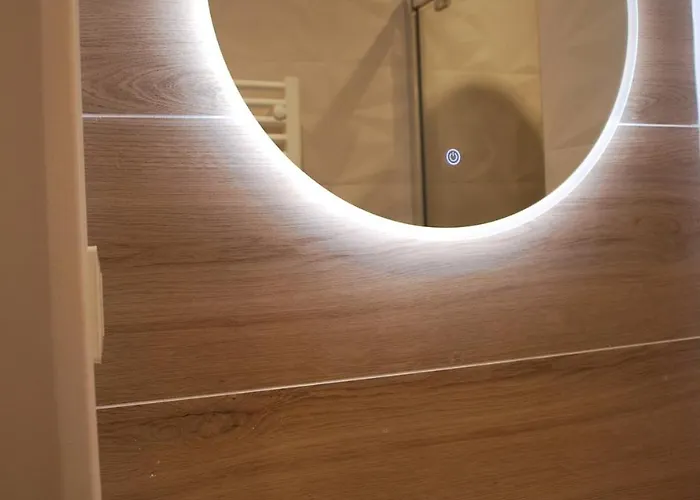 Apartment Santa Lucia - Appt Confort Clim & Loggia 2 Mn Saint-Raphael (Var)