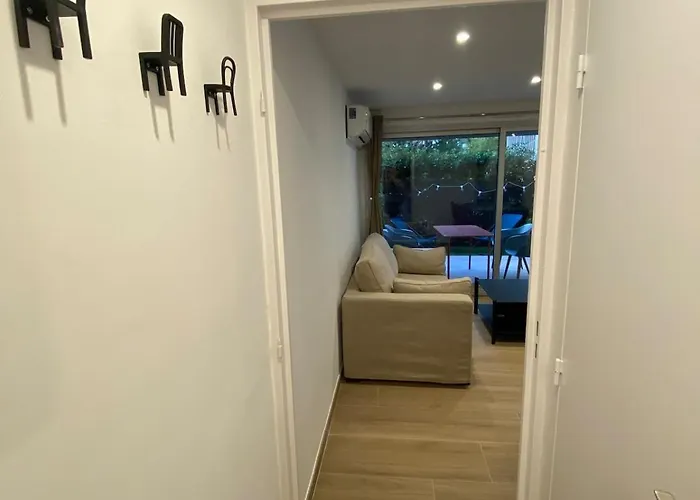 Santa Lucia - Appt Confort Clim & Loggia 2 Mn Apartment Saint-Raphael (Var)