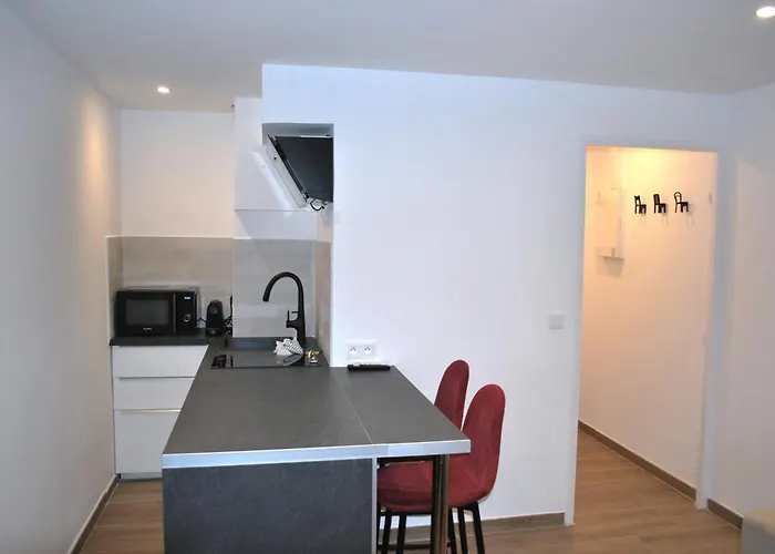 Santa Lucia - Appt Confort Clim & Loggia 2 Mn * Saint-Raphael (Var)