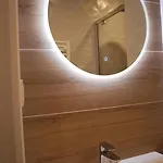 Apartment Santa Lucia - Appt Confort Clim & Loggia 2 Mn Saint-Raphael (Var)