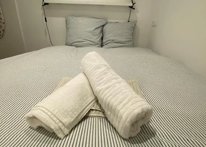 Апартаменты Santa Lucia - Appt Confort Clim & Loggia 2 Mn *